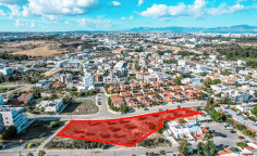 Residential field with building permit in Latsia, Nicosia , Nicosia