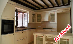 Luxury 5 bedroom house for sale in Oroklini