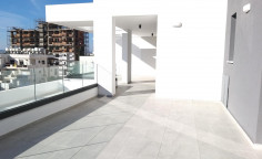 Captivating 3-bedroom apartment with breathtaking sea view in Mackenzie, Larnaca 