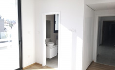 Captivating 3-bedroom apartment with breathtaking sea view in Mackenzie, Larnaca 