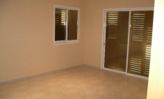 6 bedroom house with swimming pool for sale in Laiki Lefkothea