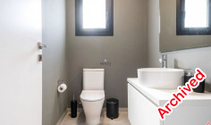 Luxury 2 bedroom furnished apartment with swimming pool to rent in Zakaki