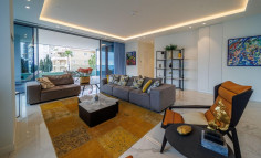 Spacious 3 beds apartment with swimming pool for sale in Agios Tychonas