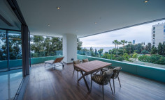 Luxury sea view apartment in Ayios Tychonas, Limassol 