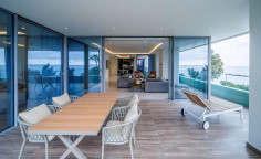 Luxury sea view apartment in Ayios Tychonas, Limassol 