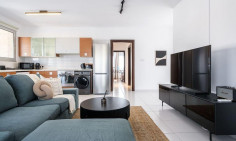 2 bedroom furnished apartment for sale in Mesa Geitonia