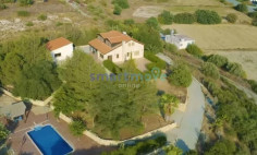 4 bedroom villa for sale Pissouri 