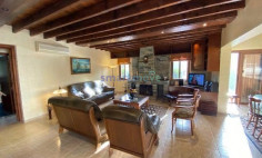 4 bedroom villa for sale Pissouri 
