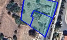 Large commercial for sale in Chloraka