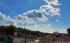 Spacious furnished bungalow with pool in Kivides 