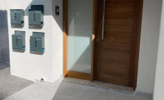3 bedroom furnished penthouse to rent in Neapolis