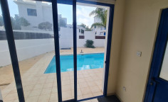 Luxury 3 bedrooms house for sale in Pernera