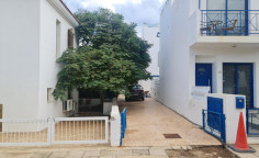 Luxury 3 bedrooms house for sale in Pernera