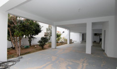 6 bedroom house for sale in Deryneia