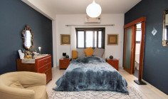6 bedroom house for sale in Deryneia