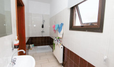 6 bedroom house for sale in Deryneia
