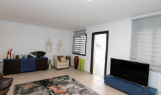 6 bedroom house for sale in Deryneia