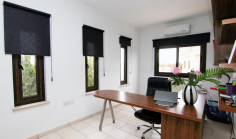6 bedroom house for sale in Deryneia