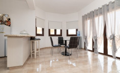 4 bedrooms house for sale in Frenaros