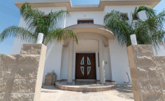 4 bedrooms house for sale in Frenaros