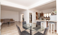 4 bedrooms house for sale in Frenaros