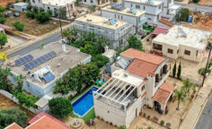 Spacious 3 bedroom house to rent in Deryneia