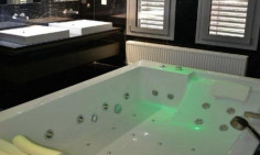 5 bedrooms house for sale in Lakatamia