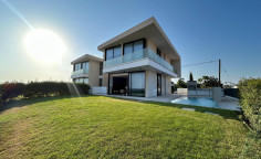 4 bedrooms house for sale in Agia Thekla