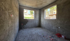 2 bed flat for sale in Tseri