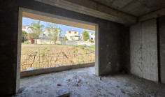 2 bedrooms flat for sale in Tseri
