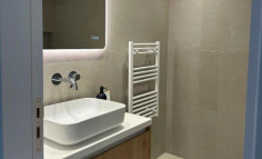 2 bedroom apartment to rent in Lykabittos
