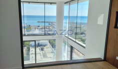 Luxurious sea front penthouse in vibrant Chrysopolitissa 
