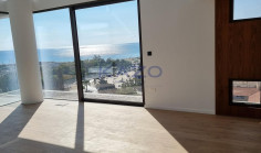 Luxurious sea front penthouse in vibrant Chrysopolitissa 
