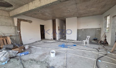 Modern top floor 2 bedroom apartment in Panthea 
