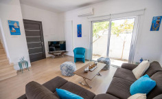 3 bed house to rent in Pernera