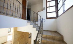 Spacious four bedroom Egkomi home on large plot 